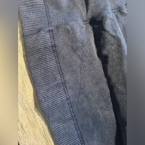 Harmony and Balance Blue Ribbed Leggings Size Small - Picture 3 of 5